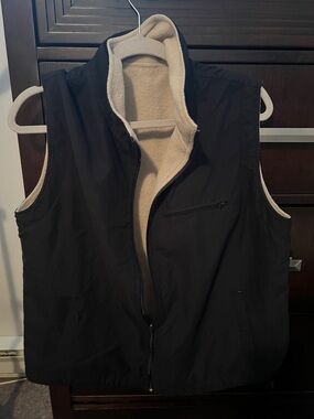 Men's Black Fleece-Lined Vest - Casual Layering